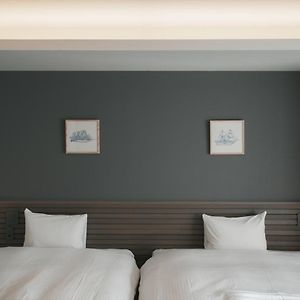 Executive Twin Room Balcony Non-Smoking